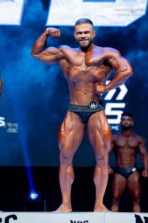 CLASSIC PHYSIQUE 173